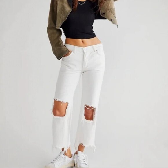 Free People Denim - NWT We The Free White Distressed Cropped Flare Jeans Size 28